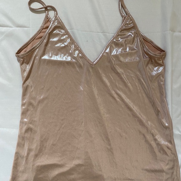 Pink top - Picture 1 of 3